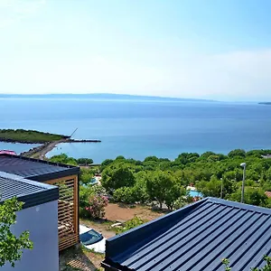 2* Park za odmor Mobile Homes Camp